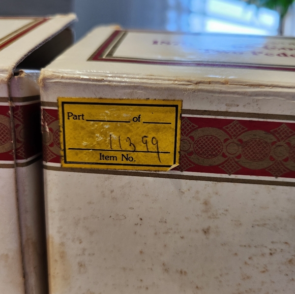 NEW Vintage  "Cape Cod Ruby" Mugs EUC by Avon set of 4 . - Picture 2 of 7